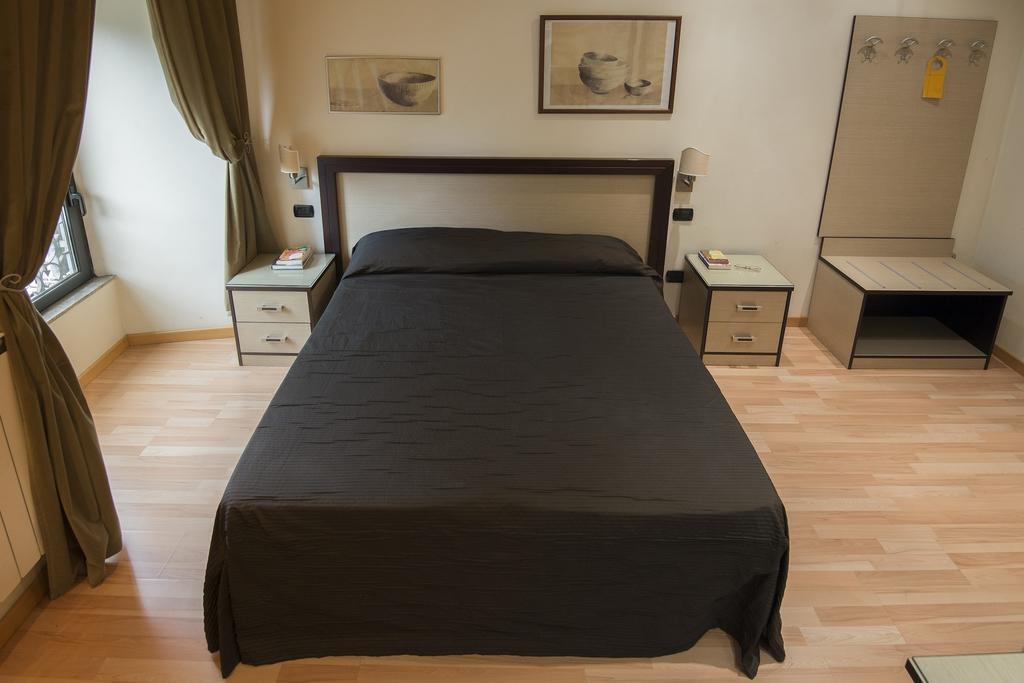 My Rooms Roma Phòng bức ảnh